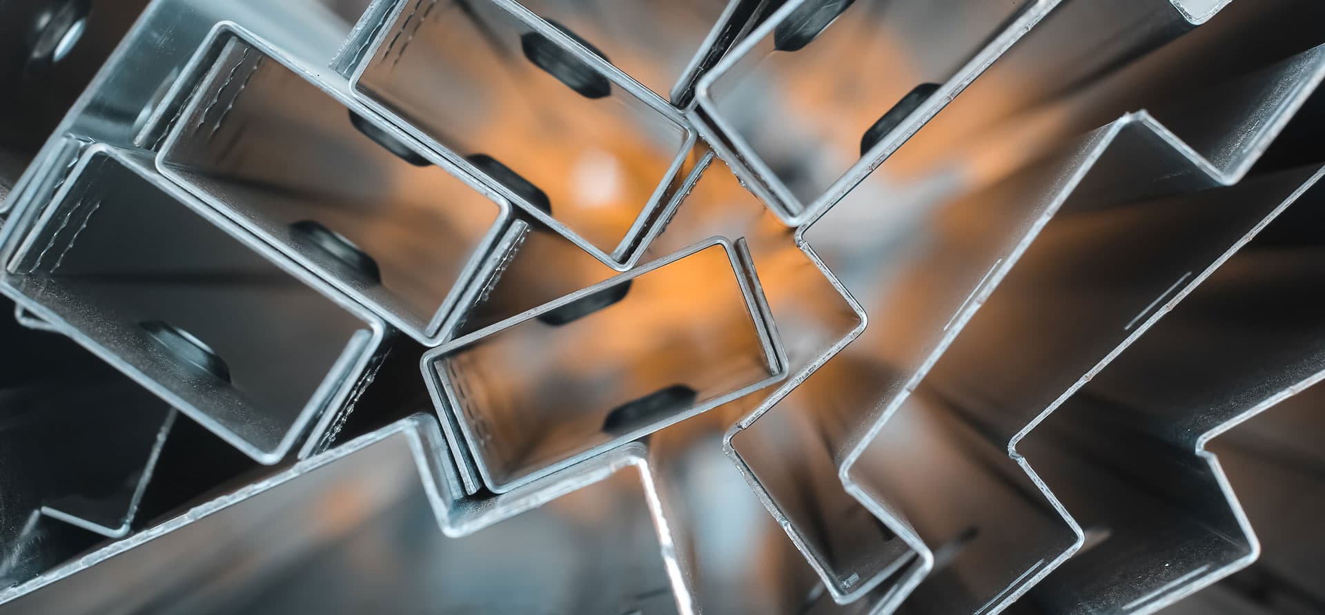 Buscas unha empresa de curvado de perfís en Pontevedra?